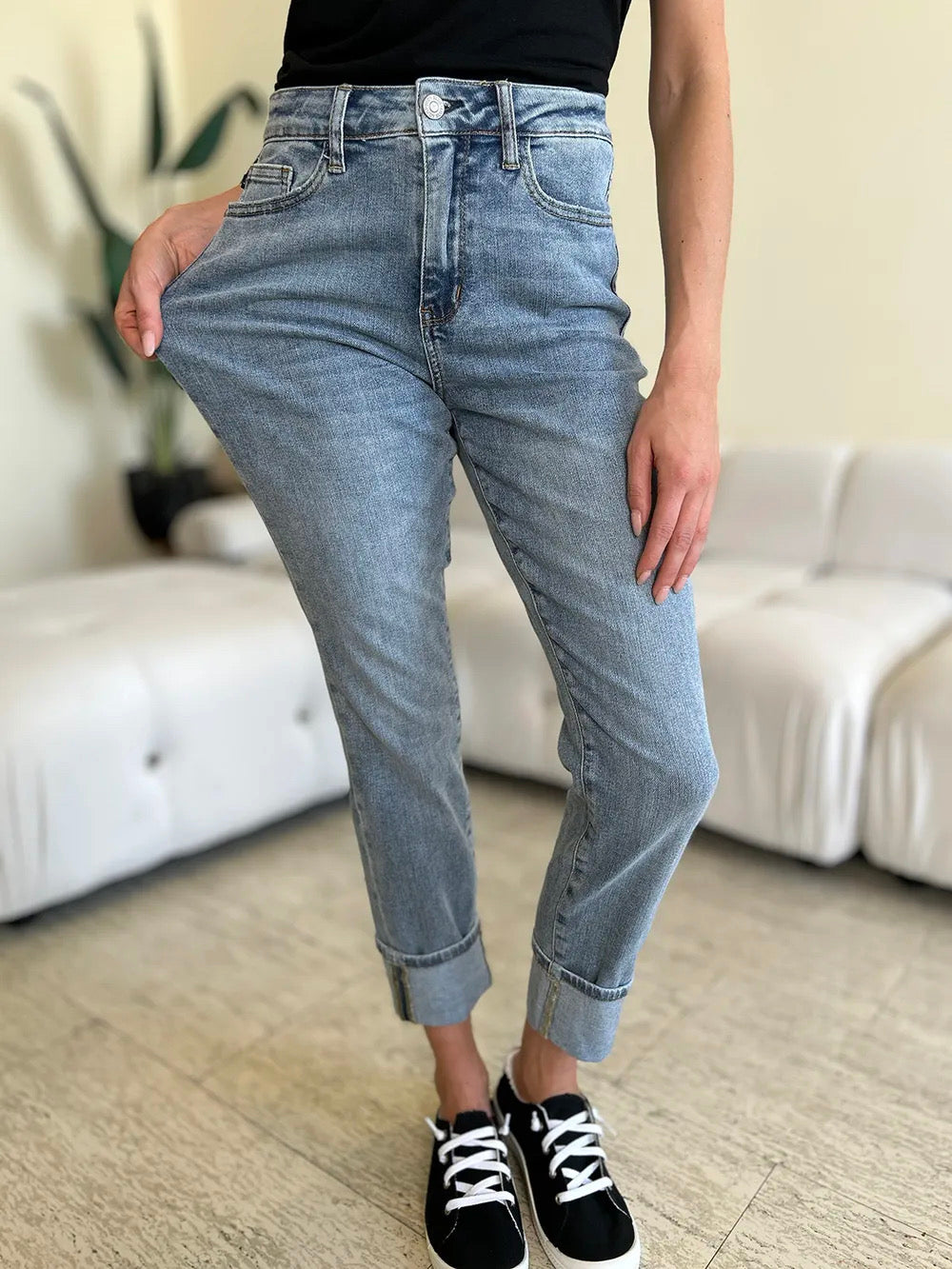 Bristol Vintage Wash Non-Distressed Boyfriend Jeans